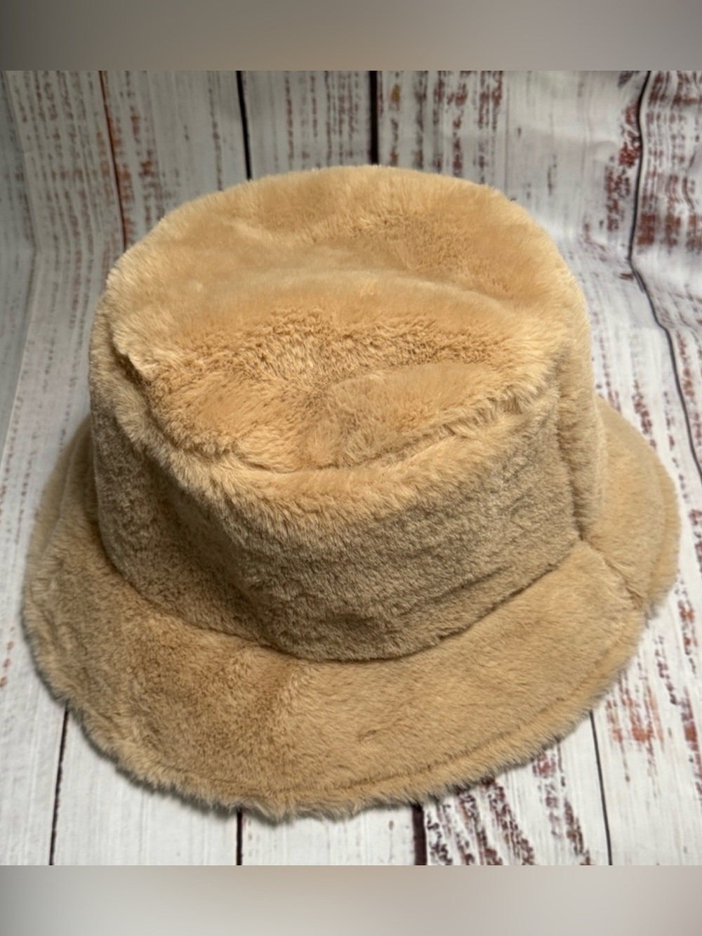 Tan Faux Fur Bucket‎ Hat